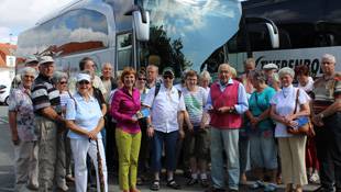 Busreisegruppe_HerrWalter_FrauMüller_7(c)Stadtmarketing GmbHSchwerin_310x175.