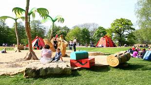 spielplatz_der_atolle_wuestenland_co_Marieke_Sobiech_weltweit_310x175